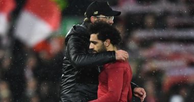 كلوب يعلن غياب محمد صلاح عن مباراة ليفربول وبرشلونة غداً