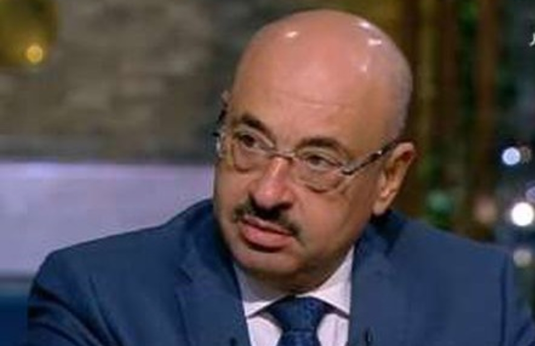 السقطى : مشاورات مستمرة بين المستثمرين والحكومة لاصدار قرارات جديدة خاصة بالاراضى الصناعية وحسن استغلالها