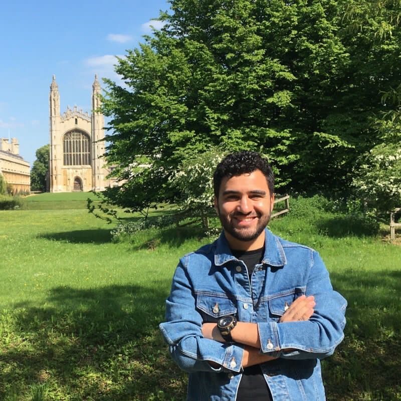 باحث مصري  يشارك في اكتشاف علمي مهم قد يغيّر طرق تقييم أجنة أطفال الأنابيب.