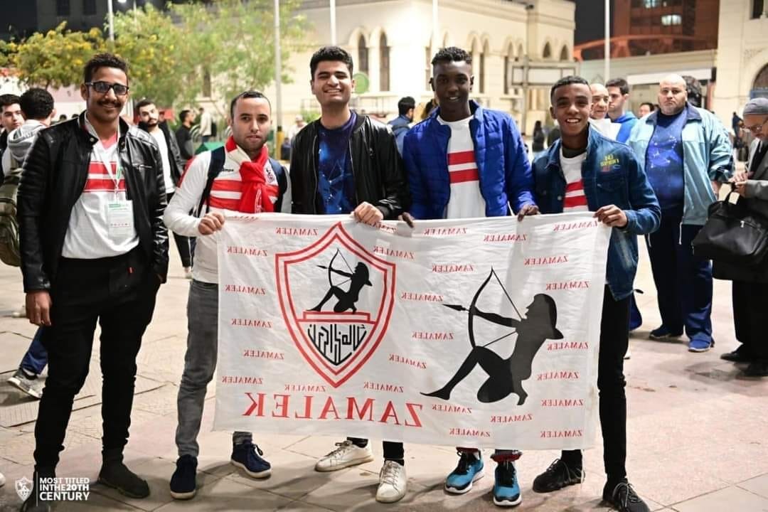 شوارع أسوان تزدحم بجماهير الزمالك كبار وصغار