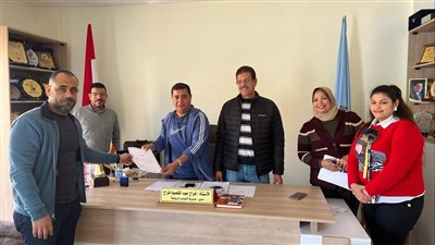 "الشباب والرياضة" تكرم القائمين علي مبادرة "الأسبوع البرلماني" بالبحر الأحمر