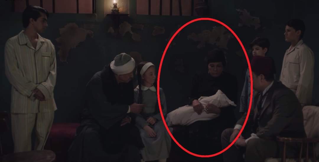 الناقد خالد عاشور يكتب عبر صفحته فيس بوك الضاحك الباكي. المهزلة الزمنية