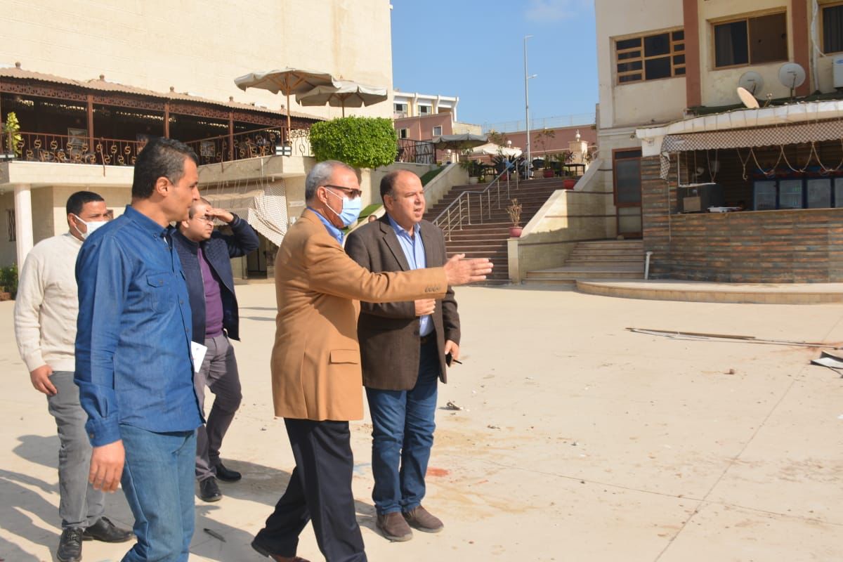 محافظ القليوبية يقوم بجولة ميدانية لمتابعة سير أعمال المشروعات الخدمية الجاري تنفيذها بمدينتي بنها وكفر شكر