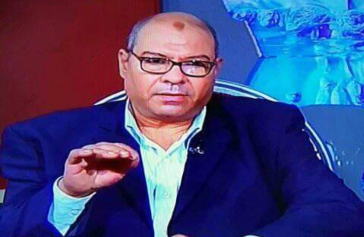 الشاعر يسري حنفي يكتب قصيدة عن هجرة المصطفى