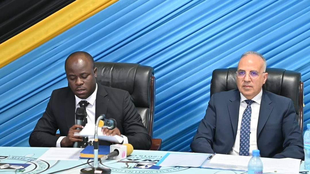 د.سويلم يبحث مع نظيره التنزاني سبل تعزيز التعاون بين الدولتين فى مجال إدارة وتنمية الموارد المائية