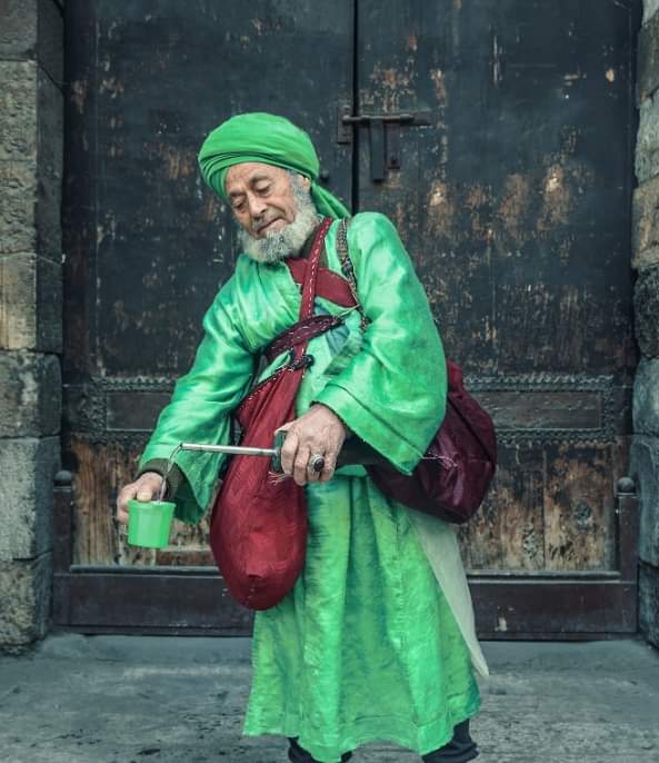 وفاة أخر سقا فى مصر.. العم عبدالحميد السقا عن عمر ناهز 73 عامًا