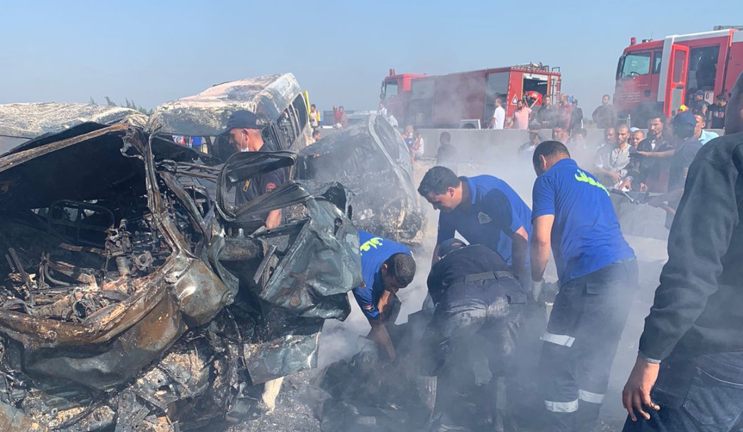 خروج 49 حالة إصابة فى حادث احتراق سيارات على الطريق الصحراوي أمس من المستشفيات