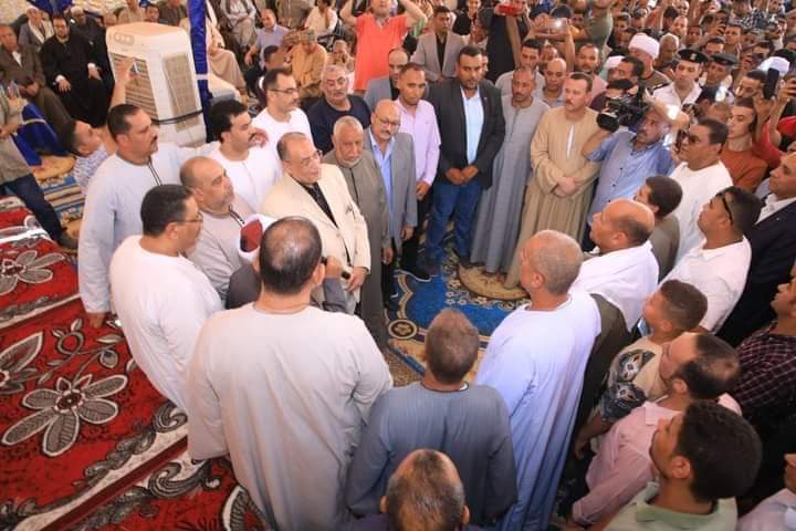 صلح عائلة المراعي وأبوعوف بالصوامعة شرق بسوهاج وسط الآلاف من الأهالي 