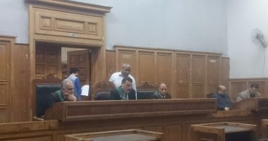 الاستئناف تتسلم أوراق إحالة سيدة وزوجها بتهمة قتل ابنتها لكسرها شاشة تليفزيون