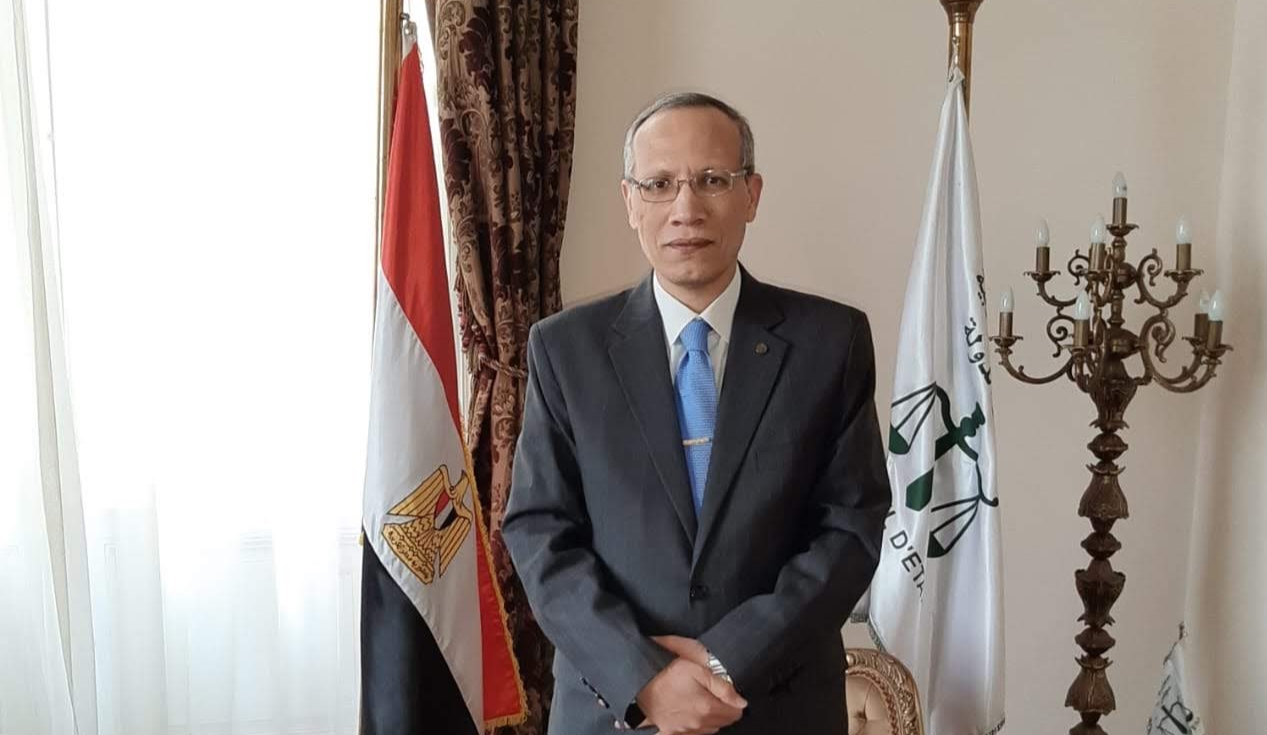 نائب رئيس مجلس الدولة يتبرع بمرتب شهر لصالح صندوق تحيا مصر