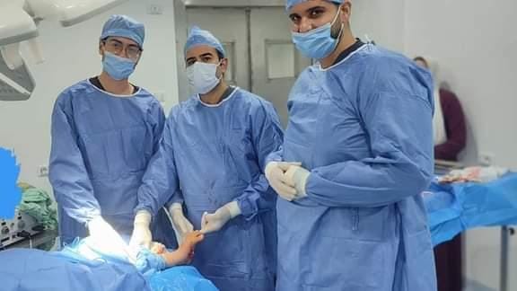 إنجاز جديد لمستشفى الأطفال بأبو حمص...إصلاح تشوة بالقدم لطفل من ذوى الإحتياجات