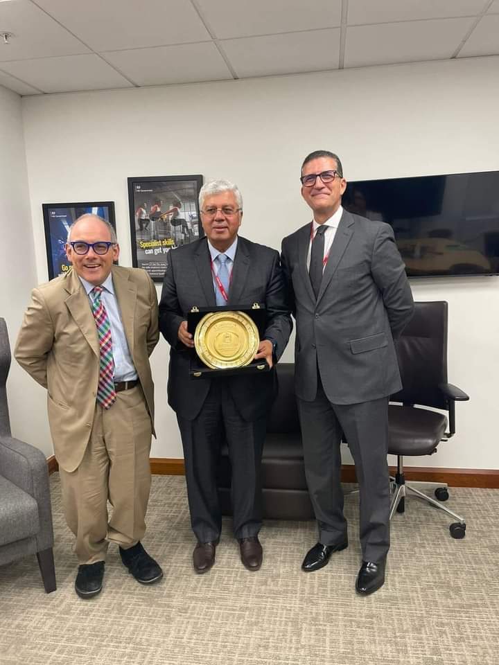 وزير التعليم العالي يلتقي بوزير التعليم العالي والمهارات والتوظيف البريطاني لبحث سُبل التعاون المُشترك بين مصر وبريطانيا 