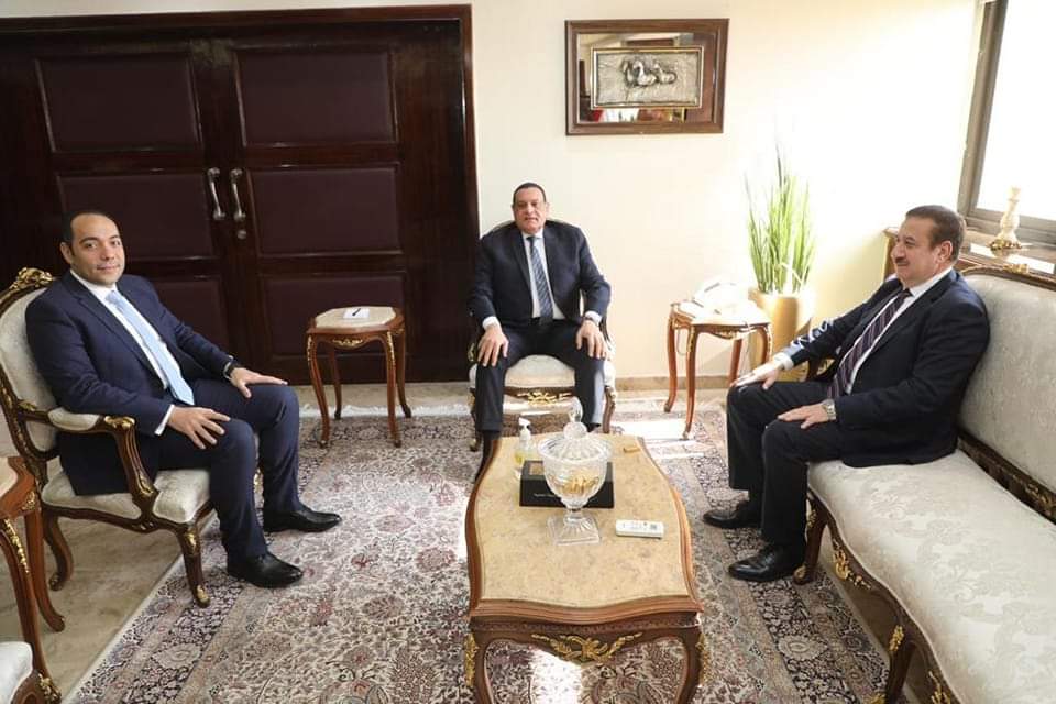 وزير التنمية المحلية يتابع مع محافظ المنوفية توافر السلع الغذائية بأسعار مخفضة للمواطنين والتوسع في معارض " أهلاً رمضان " والموقف التنفيذي لمشروعات المبادرة الرئاسية " حياة كريمة "