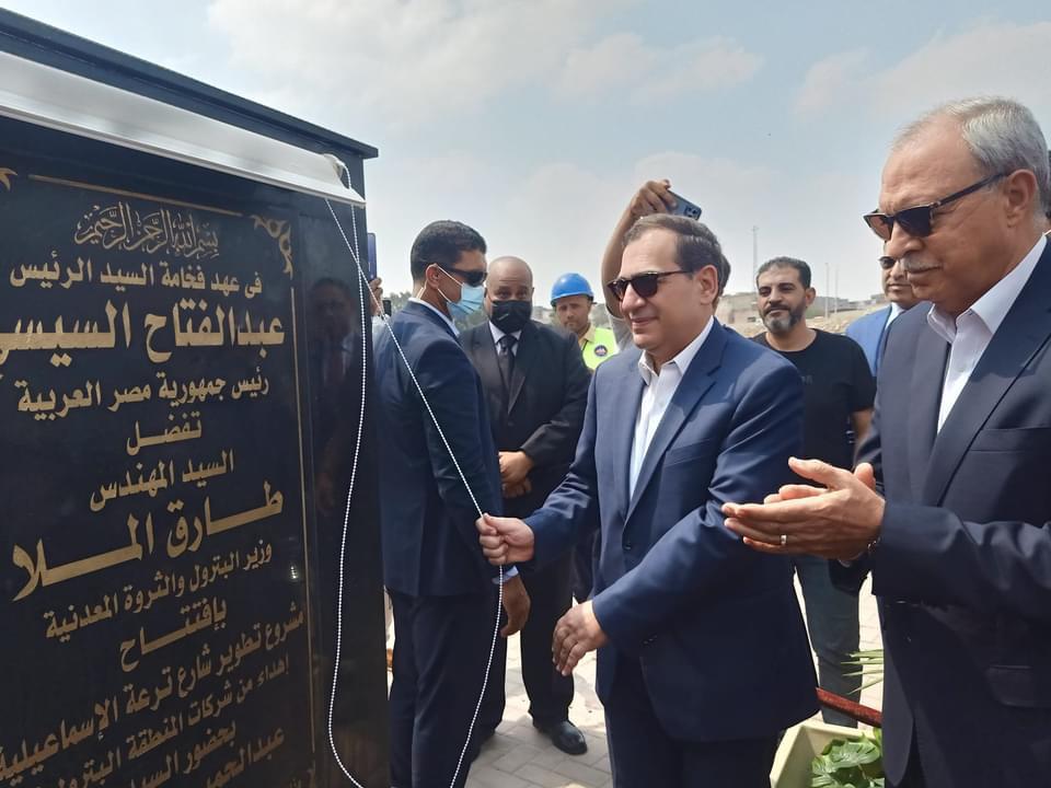 جولة تفقدية لوزير البترول والثروة المعدنية بمنطقة مسطرد البترولية لافتتاح ومتابعة عدد من مشروعات التطوير بالمنطقة*