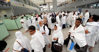 "شركات السياحة" تطالب باستبعاد مكاتب الطوافة المقصرة فى موسم الحج الماضى