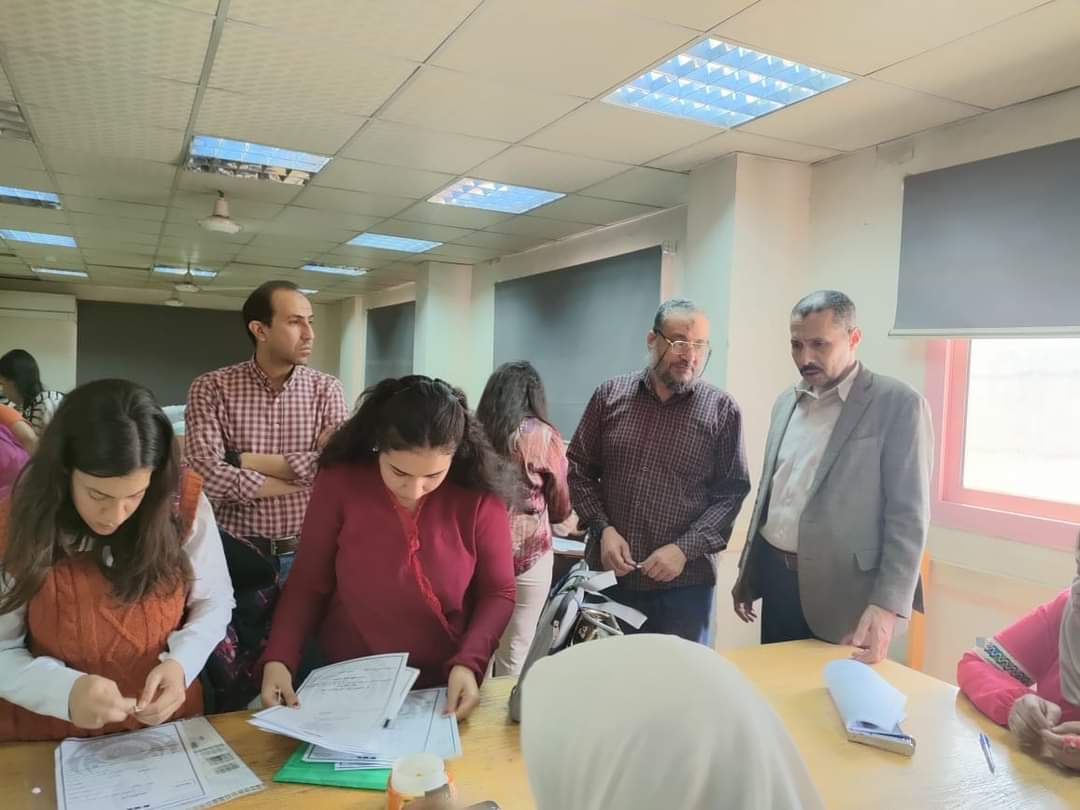 صحة سوهاج تبدأ تسليم 688 طبيب دفعة 2022 أطباء بشريين بسوهاج