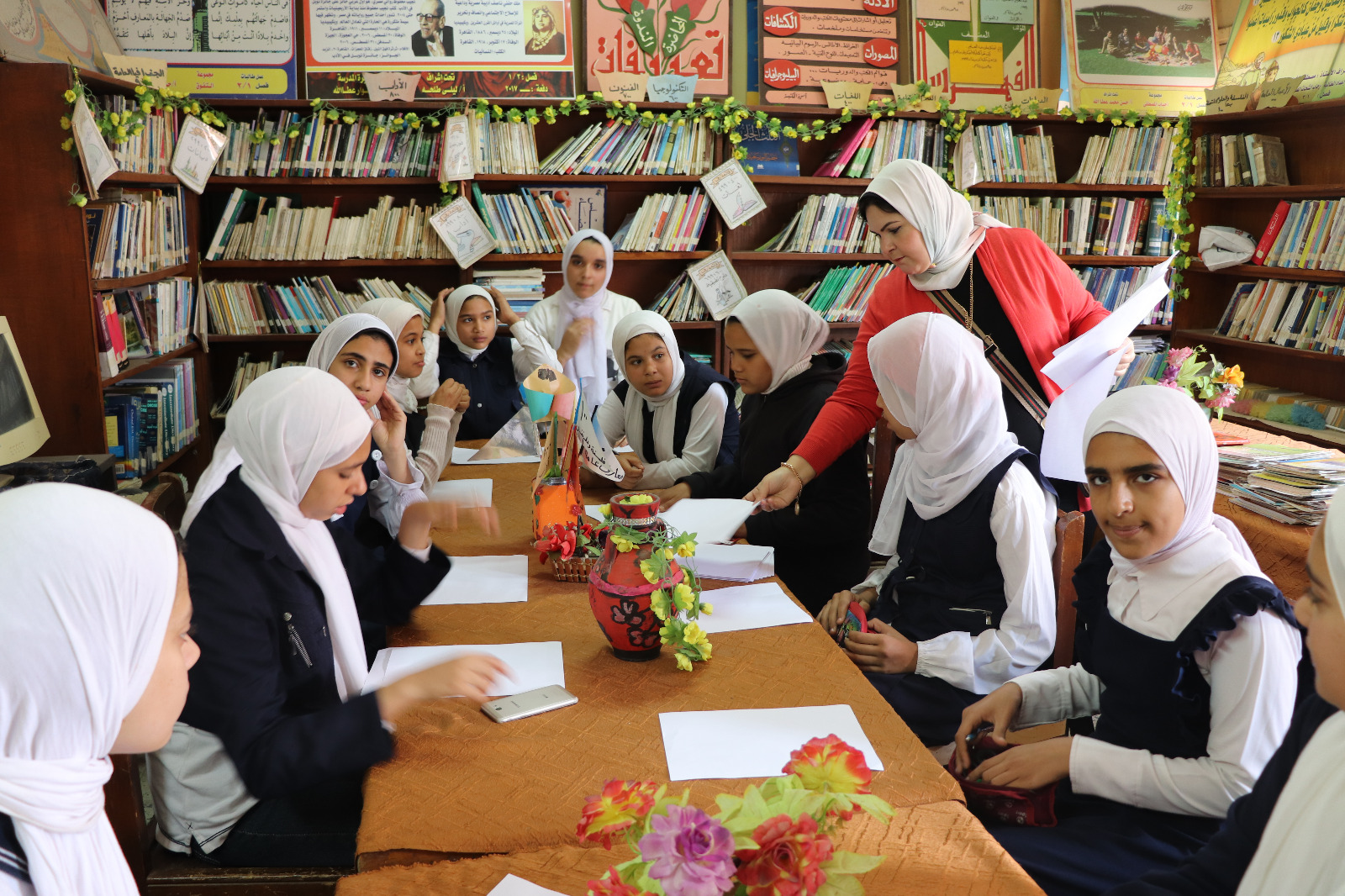 مكتبة مصر بدمنهور تزورمدرسة سيف الدين الكاتب ضمن حملة " إقرأ . فكر . لمستقبل أفضل"