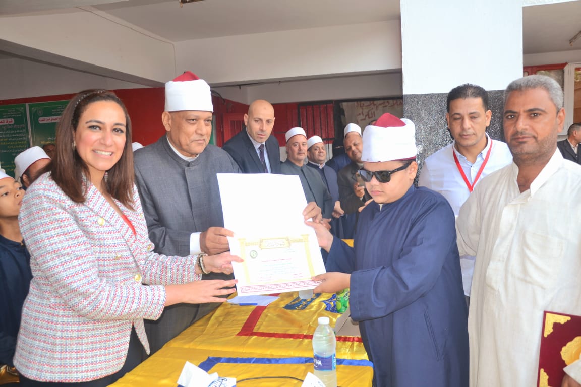 فوز ابن ابو المطامير بالمركز الرابع على مستوى العالم بالمسابقة العالمية لحفظة القرآن 