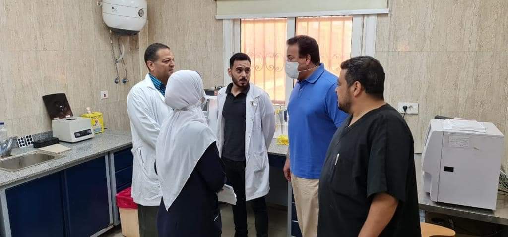 عبد الغفار.. يتفقد مستشفى الضبعة ويطمئن على توافر أرصدة الأدوية والمستلزمات الطبية وأكياس الدم