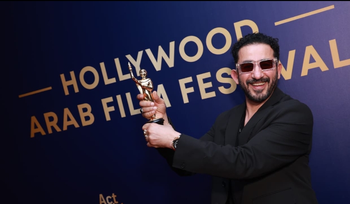 تكريم" أحمد حلمي" في افتتاح مهرجان هوليوود السينمائي للفيلم العربي