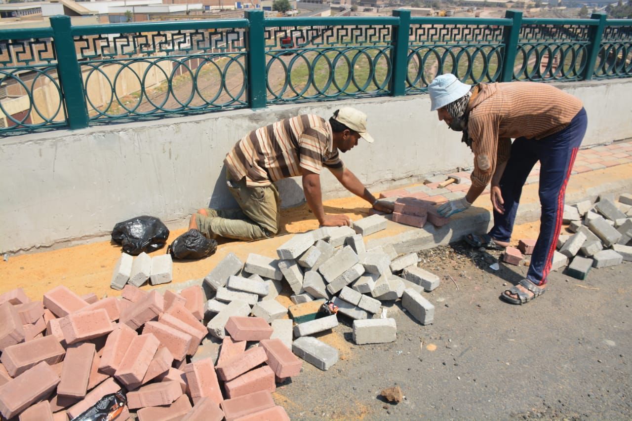 محافظ القليوبيه يتابع عدد من المشروعات الجاري تنفيذها بمدينه القناطر الخيريه وحي غرب شبرا الخيمه