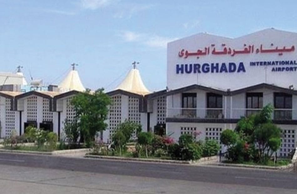 مطار الغردقة الدولى يستقبل  14الف سائح على متن 39رحلة طيران