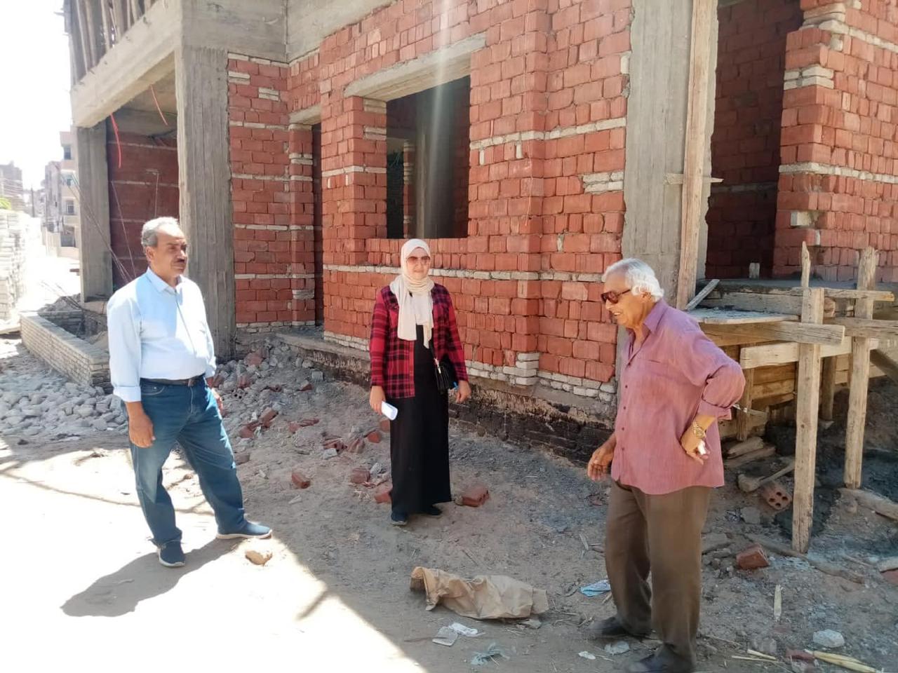 متابعة الأعمال الإنشائية بمراكز شباب. حياة كريمة بشبين القناطر 