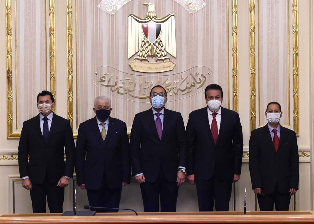 رئيس الوزراء يشهد مراسم توقيع 3 بروتوكولات تعاون لنشر الثقافة والتوعية بالأنشطة المالية غير المصرفية