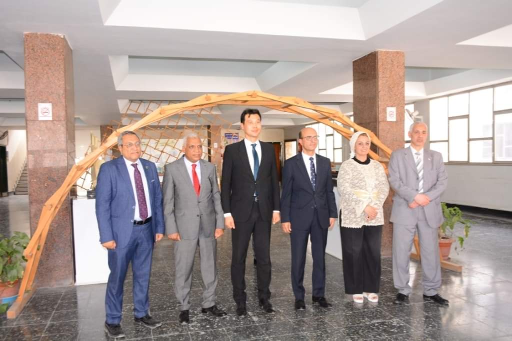 سفير كوريا الجنوبية في زيارة جامعة أسيوط