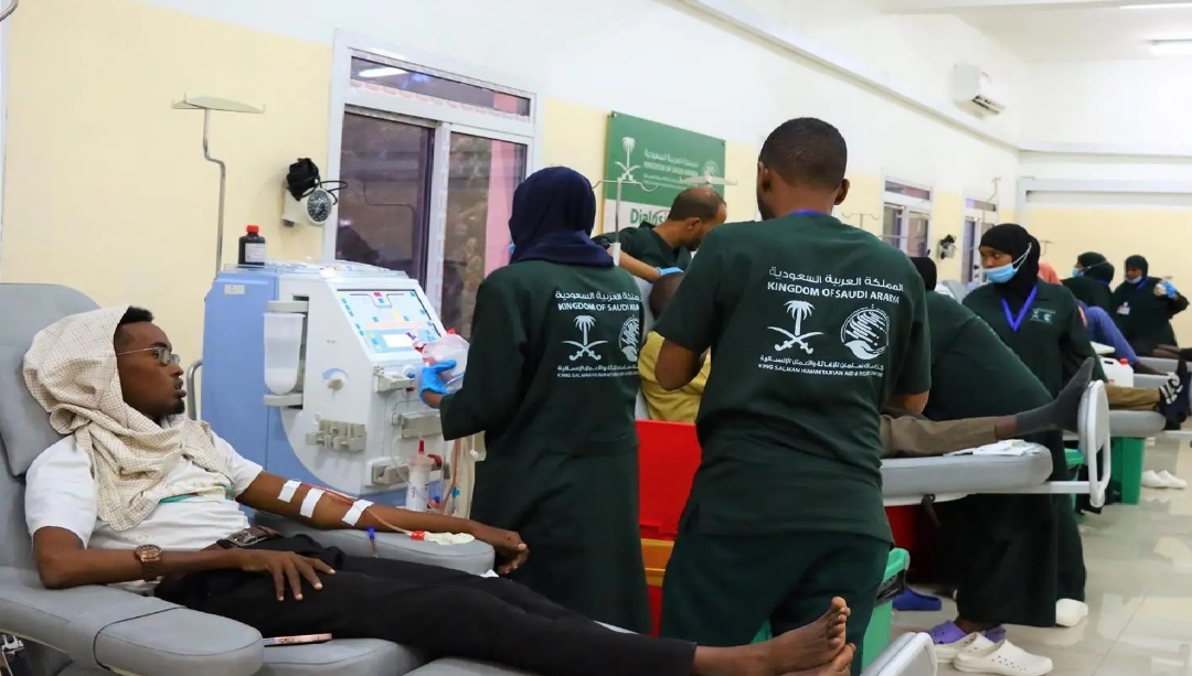 سلمان للإغاثة يقوم بجراحات غسيل كلوي في الصومال وبالرعاية الصحية للاجئين السوريين في لبنان