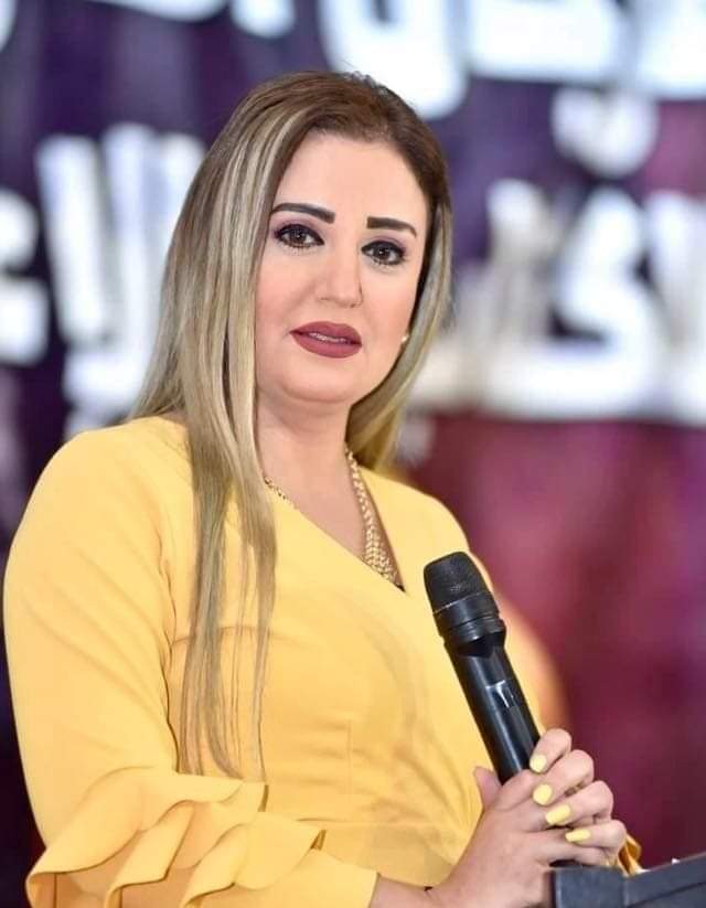 الإعلامية أمل نعمان تقدم وقائع المؤتمر الصحفي لمهرجان القاهرة الدولي للمسرح التجريبي