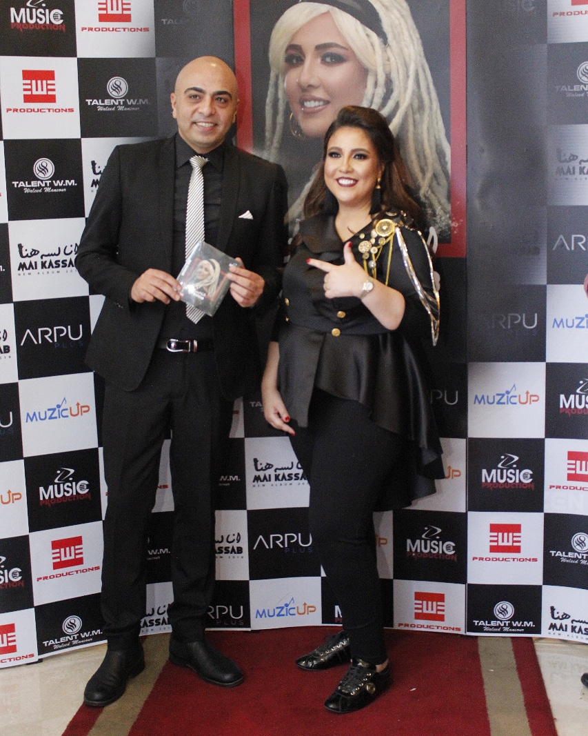 مي كساب ومحمد عاطف في مفاجأة فنية