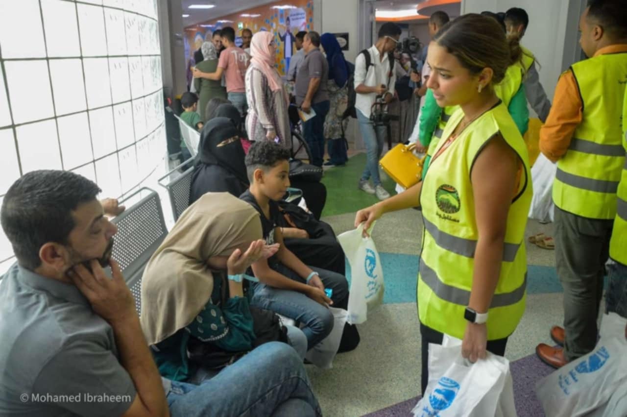 أمانة العلاقات الحكومية بحزب مستقبل وطن في القاهرة تدخل البهجة على قلوب "أطفال 57357"