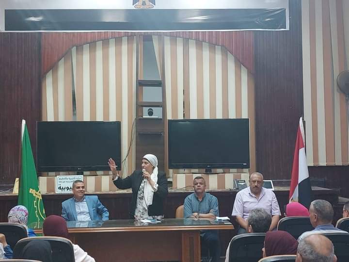 مدير تعليم القليوبية تصدر تعليمات مشددة لقيادات التعليم بمتابعة انضباط العملية التعليمية