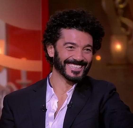 خالد النبوي في العناية المركزة