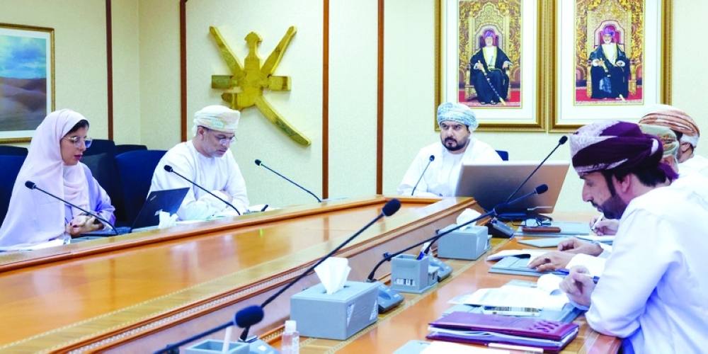 "التجارة والصناعة" تستعرض البيئة الاستثمارية في محافظات سلطنة عُمان
