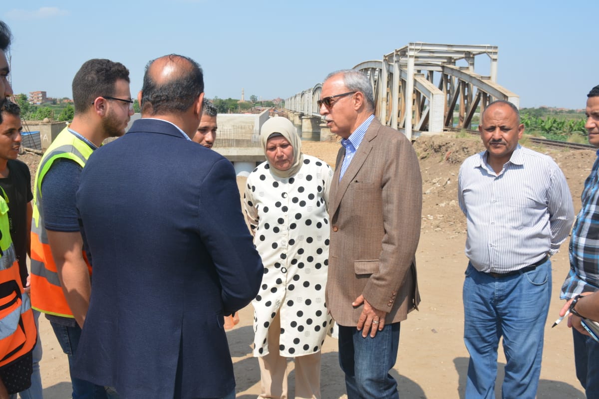محافظ القليوبية يقوم بجولة لتفقد عدد من المشروعات بمدينتي طوخ والقناطر الخيرية