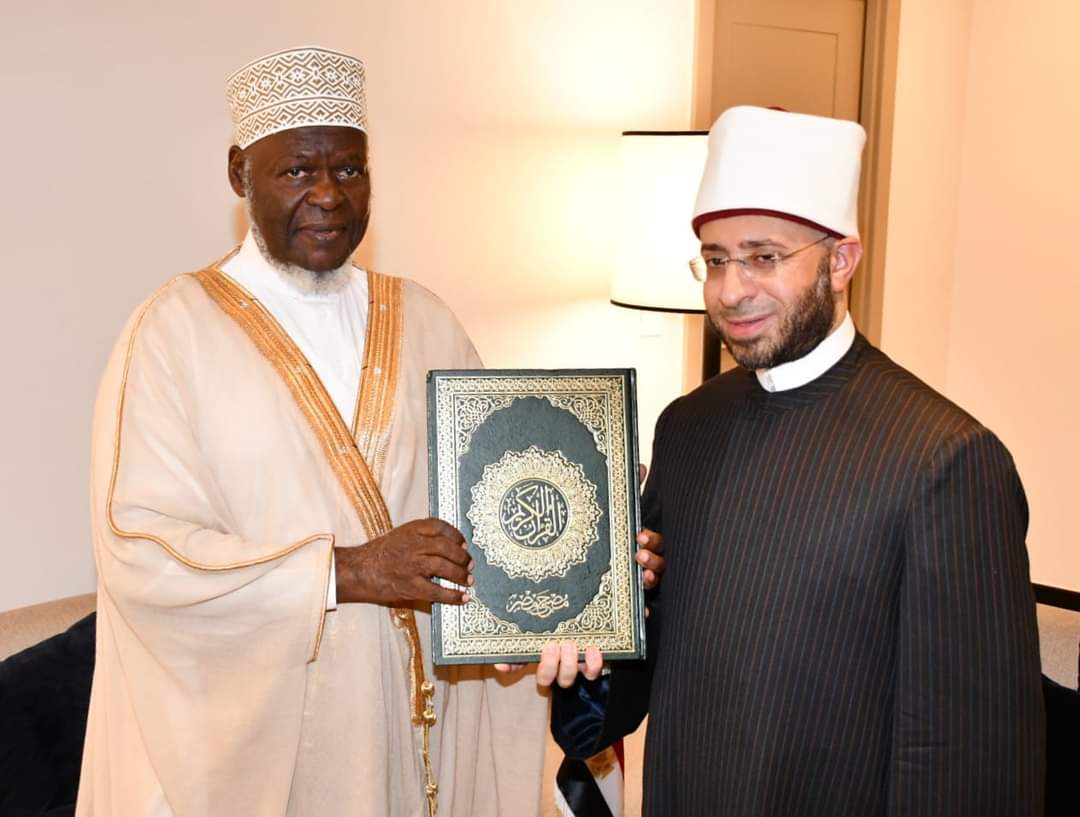 وزير الاوقاف يلتقي مفتي جمهوريه اوغندا على هامش مؤتمر مكة المكرمة