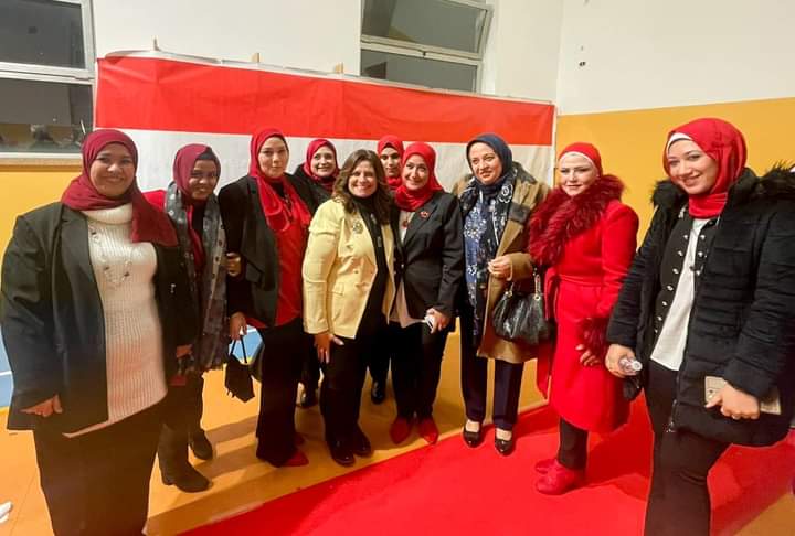 وزيرة الهجرة تتفقد مدرسة نجيب محفوظ في ميلانو الإيطالية ..في إطار جولتها الأوروبية ضمن حملة "شارك بصوتك".