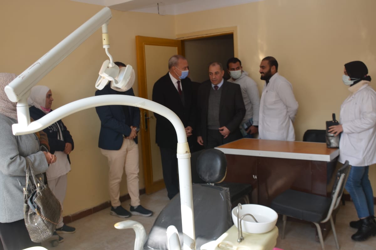 محافظ القليوبية يفتتح عيادات التأمين الصحي بمدينة طوخ بعد تطويرها لخدمة مواطني المدينة