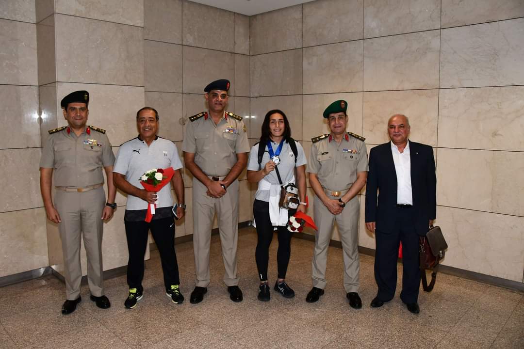 المتحدث العسكرى  القوات المسلحة تستقبل الأبطال الرياضيين المشاركين فى بطولة العالم للمصارعة بدولة صربيا ...