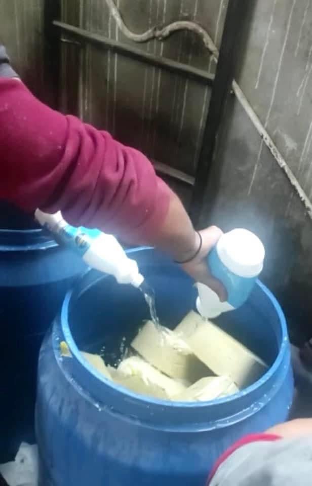 بالصور: أغذية القليوبيه تعدم 268كيلو جرام أغذية تالفه منعا لتداولها بمدينة العبور.