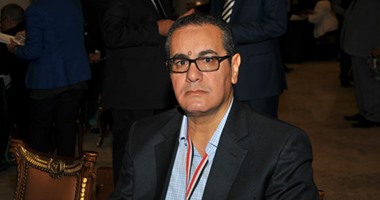 لجنة الصحة بالبرلمان تطالب الحكومة بإنهاء مشكلة تكليف الصيادلة ووضع شروط ملزمة