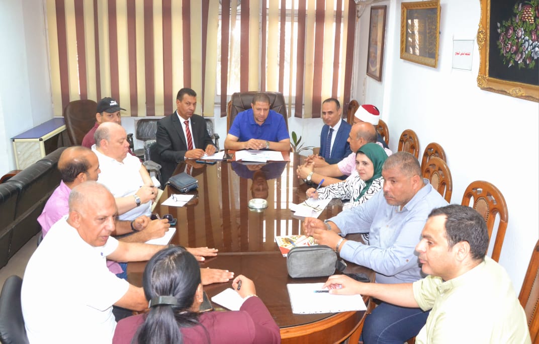محافظة البحيرة...عقد اجتماعا لمراجعة وتدقيق البيانات الخاصة بأراضي الإصلاح الزراعي