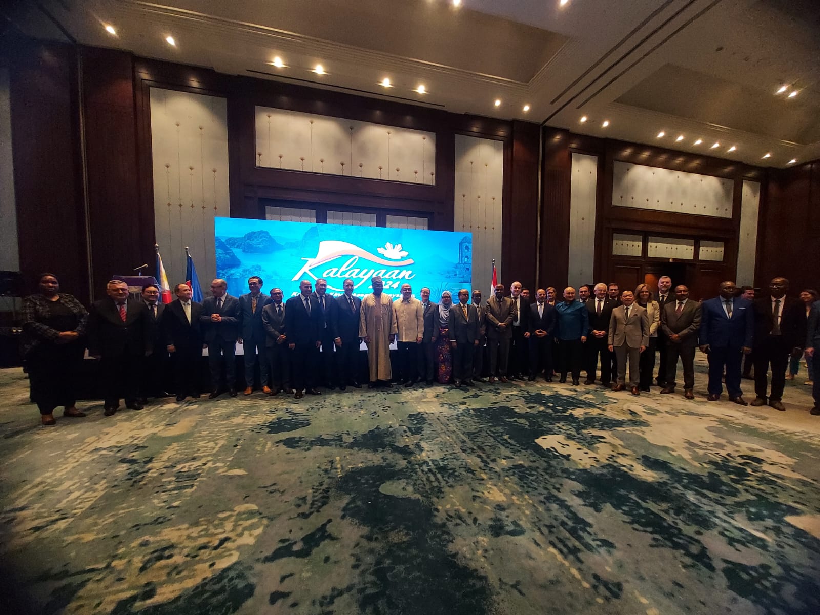 سفارة الفلبين تحتفل بالذكرى الـ 126 لإعلان استقلال الفلبين