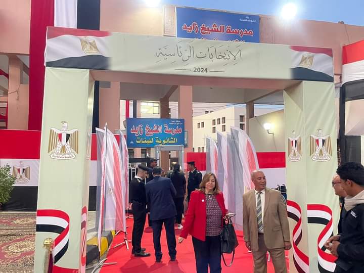 الرئيس التنفيذي لصندوق "الإسكان الاجتماعي" تدلي بصوتها في الانتخابات الرئاسية..وتؤكد: أنه واجب وطنى