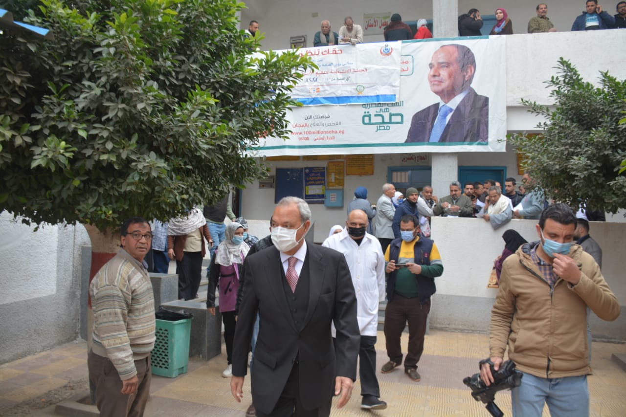 محافظ القليوبيه تابع الحمله التنشيطيه لخدمات تنظيم الاسره بالمركز الطبي بمدينه بنها