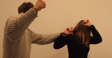 مواطن يشوه وجه زوجته بـ"كتر" بعد رفعها دعوى خلع ضده بالغربية