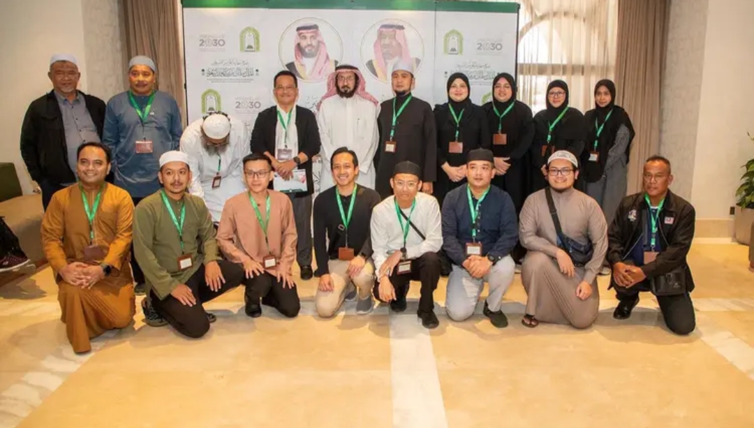 الدفعة الأولى من ضيوف خادم الحرمين الشريفين لبرنامج العمرةتصل المدينة المنورة