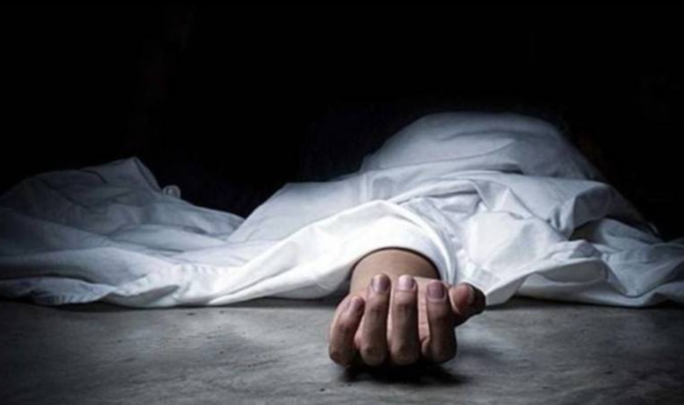 رفضت عودة زوجته... شخص يقتل حماته بسوهاج